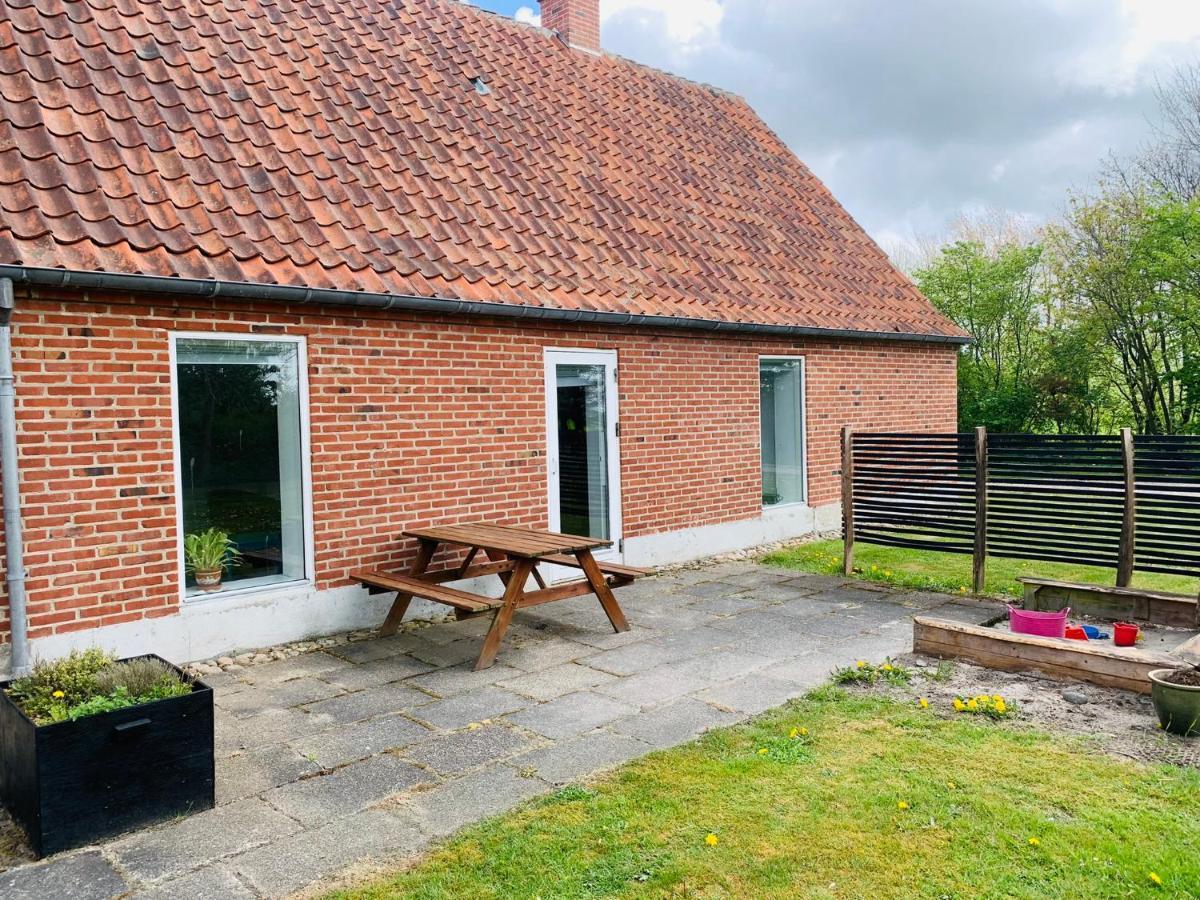 Sdr Gronkaer Feriehus - Holiday House Bækmarksbro Exteriér fotografie